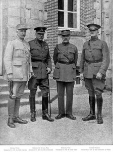 '' Les Grands Chefs Allies; les quatre commandants en chef, a l'issue d'une reunion au..., 1918. Creator: Unknown.