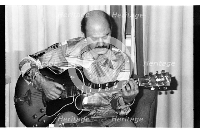 Joe Pass, London, 1976.   Artist: Brian O'Connor.