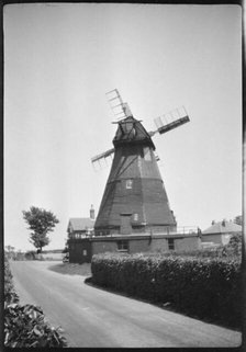 Martin Windmill, East Langdon, Langdon, Dover, Kent, 1929. Creator: Francis Matthew Shea.