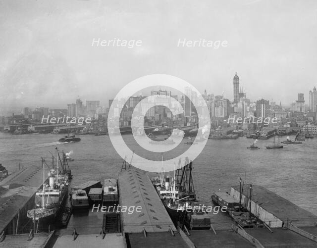 The Heart of New York, N.Y., c.between 1900 and 1910. Creator: Unknown.