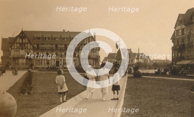 'La Place Albert',  c1900. Creator: Unknown.