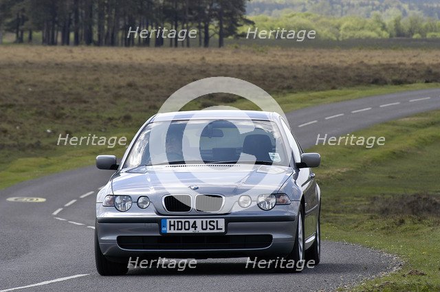 2004 BMW 318 Compact Artist: Unknown.