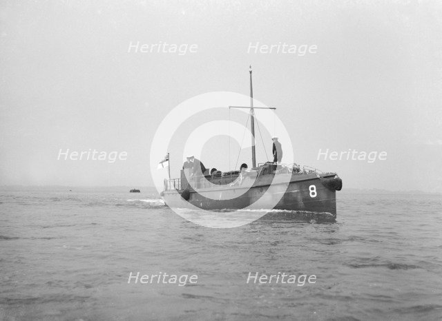 Motor yacht 'Mynonie II', 1914. Creator: Kirk & Sons of Cowes.