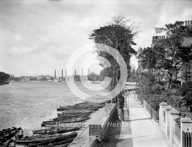 Lower Mall, Hammersmith, London, 1885. Artist: Henry Taunt