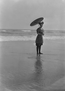 Phillips, Norma, Miss, at the beach, 1914 July 9. Creator: Arnold Genthe.
