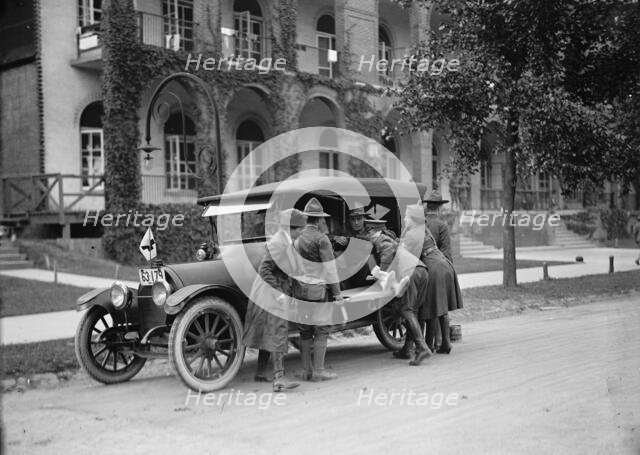 Red Cross Motor Corps - Groups, 1917. Creator: Harris & Ewing.