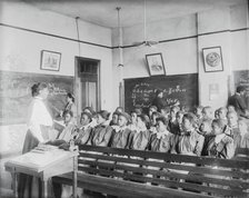 Mathematics class at Tuskegee Institute, 1906. Creator: Frances Benjamin Johnston.