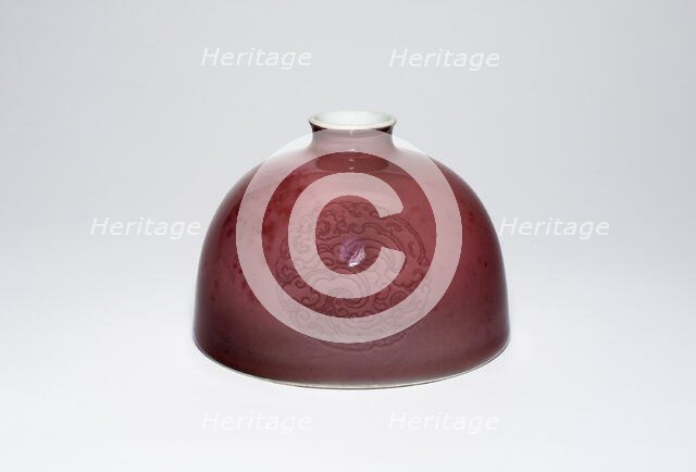 Beehive-Shaped Water Coupe, Qing dynasty (1644-1911), spurious Kangxi reign mark, 20th century. Creator: Unknown.