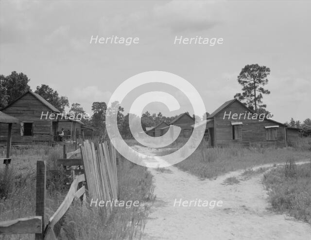 Careyville, northern Florida, 1937. Creator: Dorothea Lange.