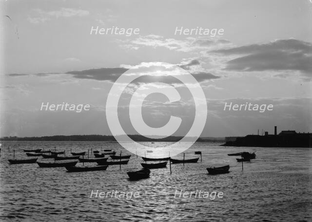 Sunset off Fort McHenry, Baltimore, Md., c1906. Creator: Unknown.