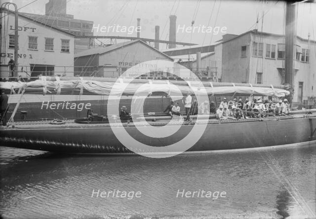 SHAMROCK, between c1915 and c1920. Creator: Bain News Service.