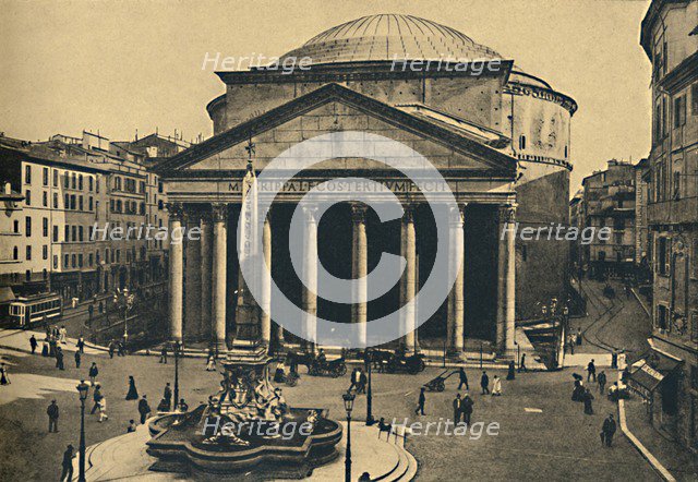 'Roma - Pantheon of Agrippa and Fountain of the Rotonda', 1910. Artist: Unknown.