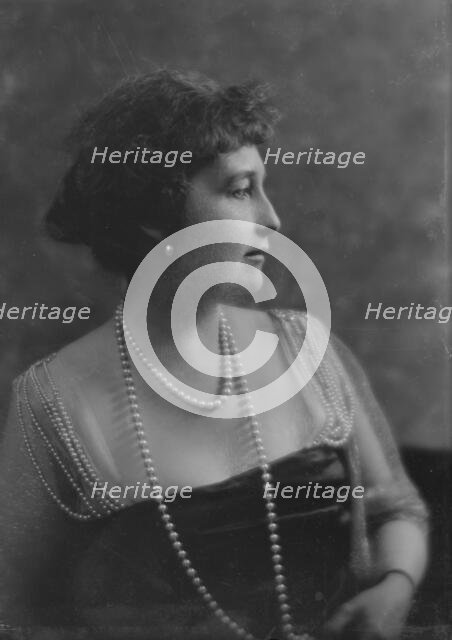 Byrne, James, Mrs., portrait photograph, 1917 June 2. Creator: Arnold Genthe.