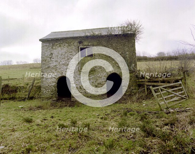Outfarm, Marshclose Hill, Hawkridge, Exmoor, Somerset, 2000. Artist: EH/RCHME staff photographer