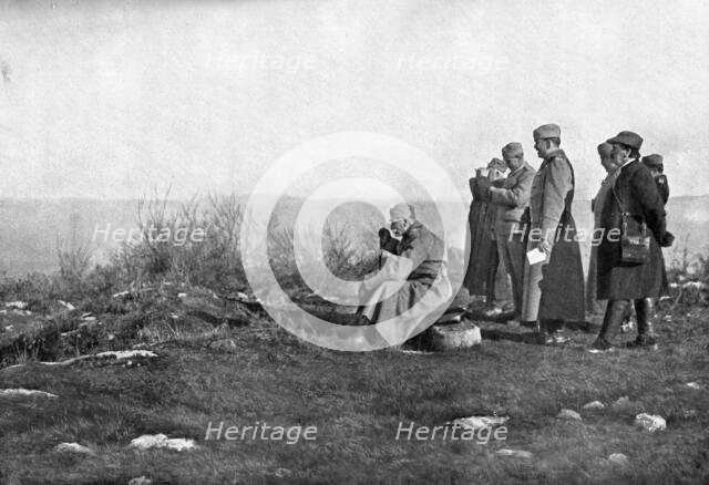 'L'exemple du souverain; Le roi Pierre 1er observe les peripeties de la bataille', Dec 1914. Creator: Samson Tchernoff.