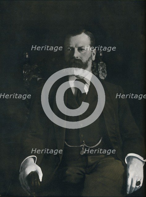 Mr. Arthur Sanderson At Home, 1901 Artist: Unknown