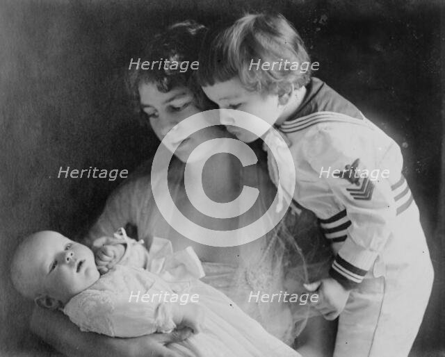 Mrs. Jas. R. Deering, between c1910 and c1920. Creator: Bain News Service.