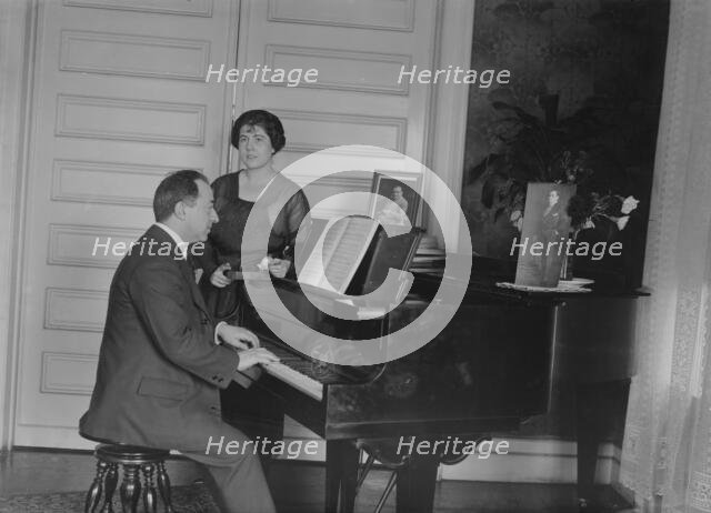 Laura Robertson, between c1915 and c1920. Creator: Bain News Service.