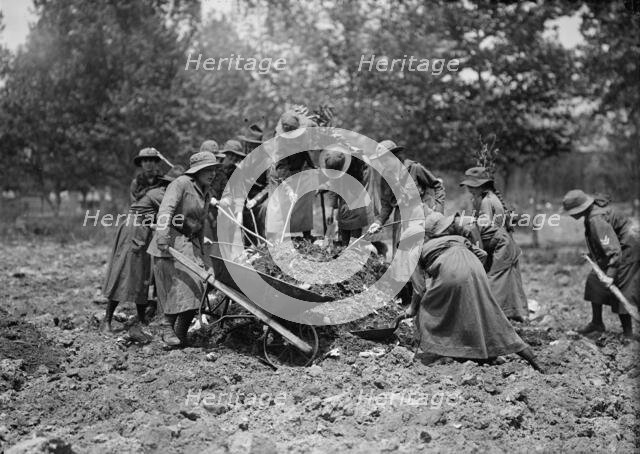 Girl Scouts Gardening, 1917. Creator: Harris & Ewing.