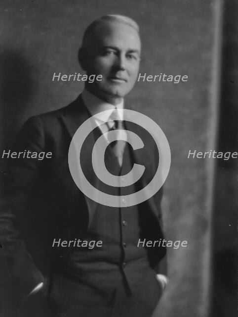 Demory, A.R., Mr., portrait photograph, 1915. Creator: Arnold Genthe.
