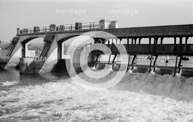 Teddington Weir, Richmond, London, c1945-c1965. Artist: SW Rawlings