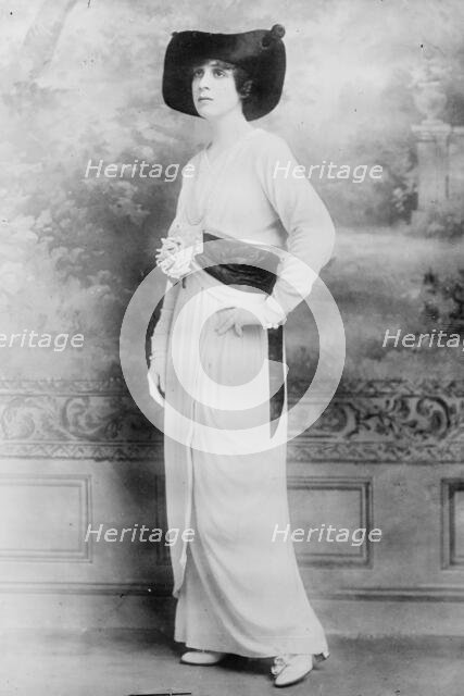 Jane Cowl, 1913. Creator: Bain News Service.