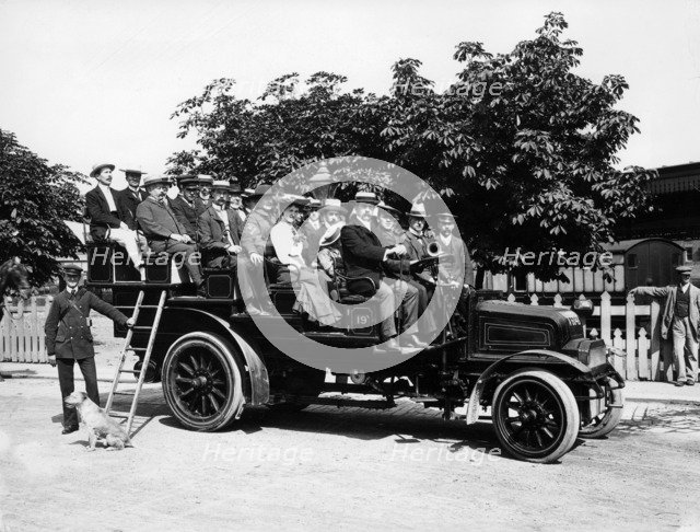 1903 Milnes Daimler Charabanc, (c1903?). Artist: Unknown