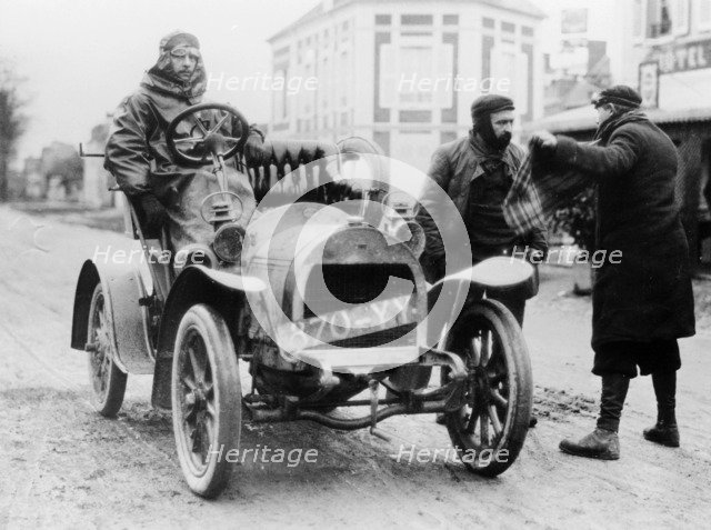 A Grégoire car and its driver, Concours des Voiturettes, 1905. Artist: Unknown