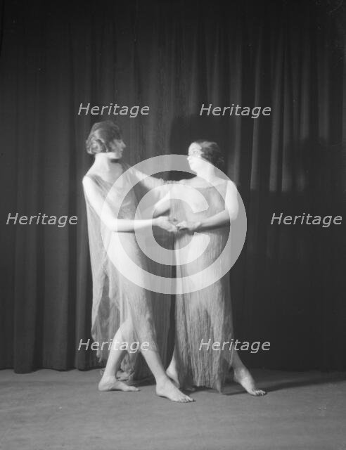 McKenzie, Margaret, Miss, and unidentified dancer, 1920 Feb. 19. Creator: Arnold Genthe.