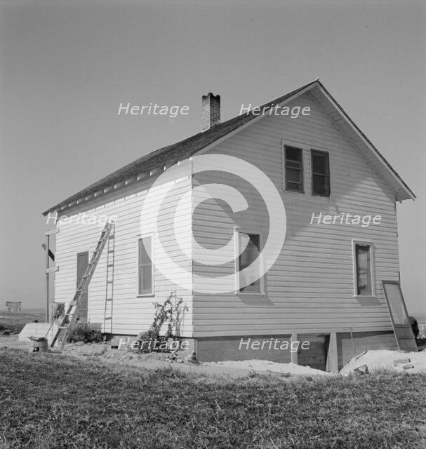 Exterior of Soper house, just finished painting, Willow Creek area, Malheur County, Oregon, 1939. Creator: Dorothea Lange.