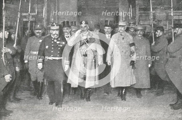 ''Les Exiles; Le roi Nicolas de Montenegro arrivant a Lyon', 1916 (1924) Creator: Unknown.