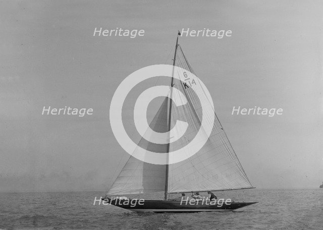 The 6 Metre sailing yacht 'Margaret' (K14) sailing close-hauled, 1921. Creator: Kirk & Sons of Cowes.