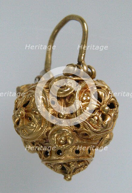 Basket Earring, Byzantine, 10th-11th century. Creator: Unknown.