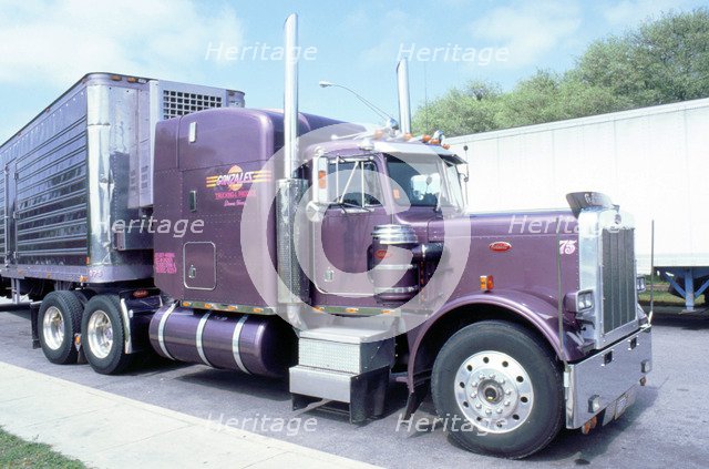 Peterbilt truck. Artist: Unknown.