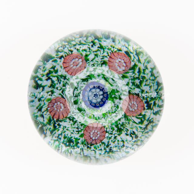 Paperweight, Münzthal, 19th century. Creator: Saint-Louis Glassworks.