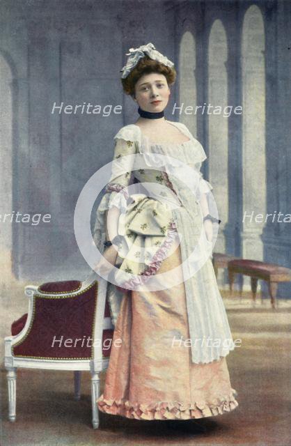 'Comedie-Francaise. Mlle. Marie Leconte. Role de Lisette. - Le Jeu De L'Amour Et Du Hasard', 1904. Creator: Unknown.