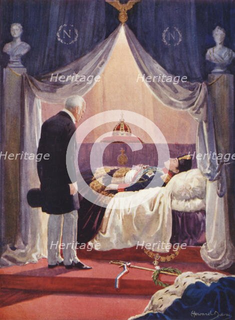 'The Duke of Wellington Visiting the Effigy of Napoleon', 1925. Creator: Howard Davie.