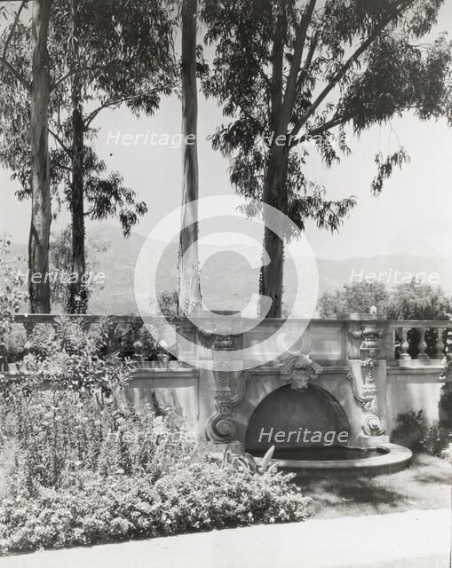"Arcady," George Owen Knapp house, Sycamore Canyon Road, Montecito, California, 1917. Creator: Frances Benjamin Johnston.