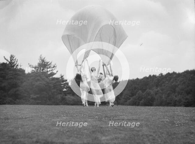 Denishawn dancers, 1927 or 1928. Creator: Arnold Genthe.