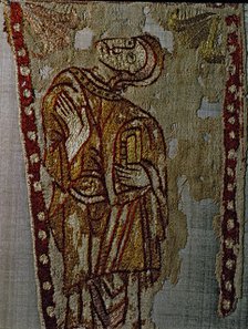 Standard of Saint Odon with a figure on a prayer. Cloth in embroidered linen with polychromed sil…