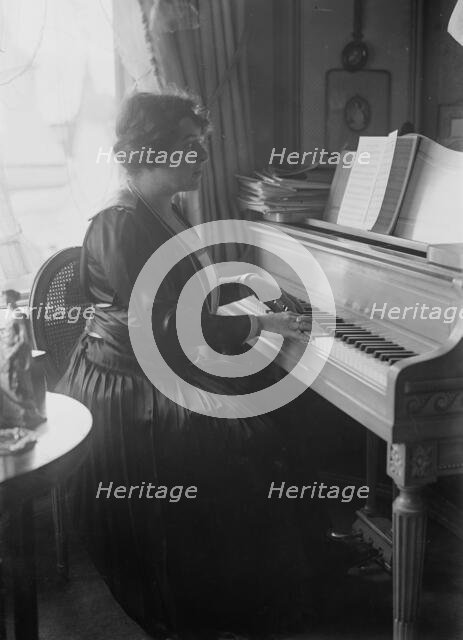 Frances Alda, between c1915 and c1920. Creator: Bain News Service.