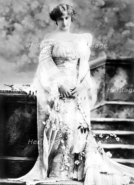 Hazel Thomson, actress, 1900s. Artist: Unknown