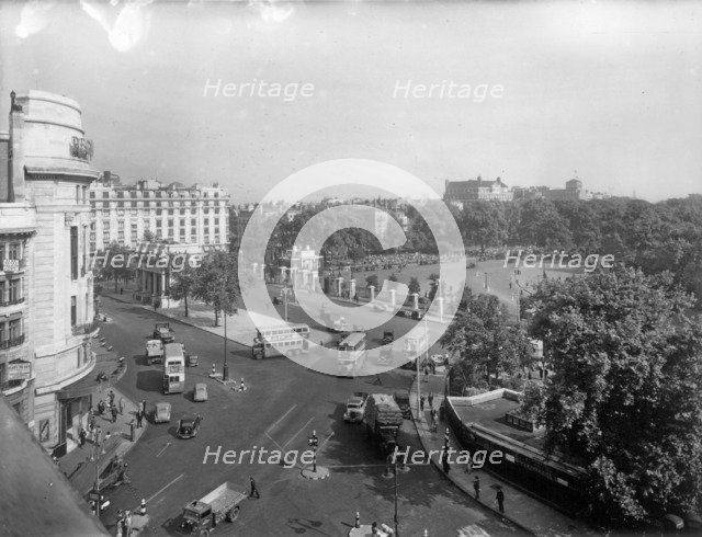 Marble Arch, Westminster, London. Artist: Unknown