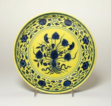 Dish with Floral Bouquet Tied with a Ribbon Encircled by..., Qing dynasty, Yongzheng reign (1723-35) Creator: Unknown.