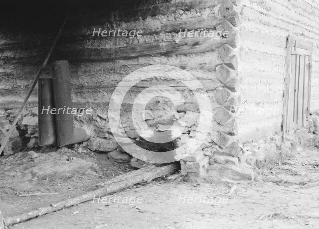 Construction detail of tobacco barn showing method of firing, 1939. Creator: Dorothea Lange.