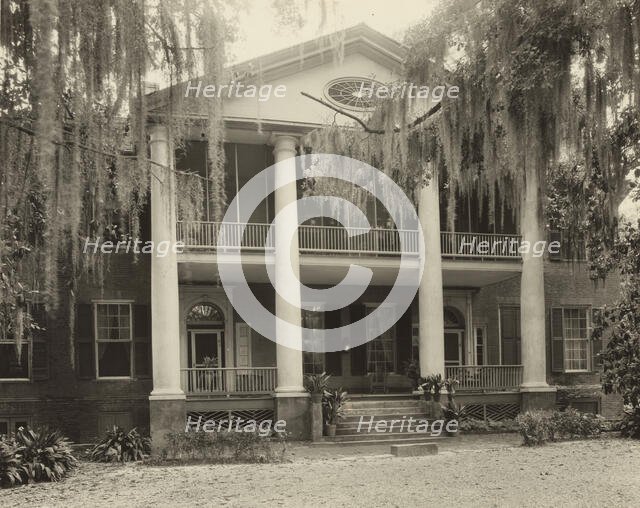 Gloucester, Natchez, Adams County, Mississippi, 1938. Creator: Frances Benjamin Johnston.