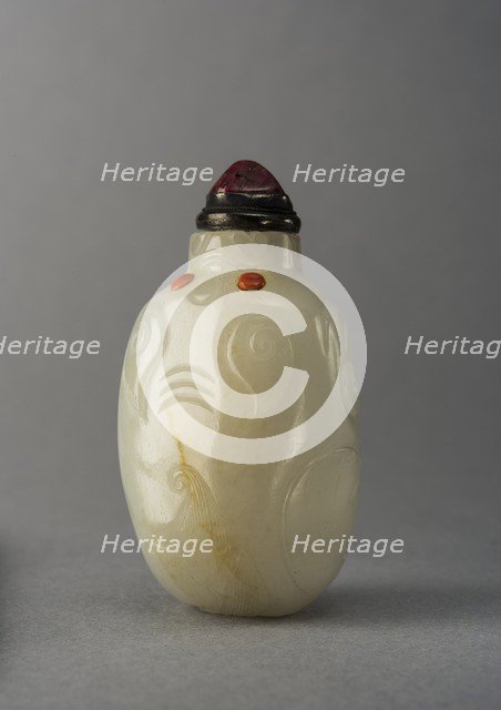 Jade snuff bottle in an animal form, China, Qing dynasty, 1644-1911. Creator: Unknown.