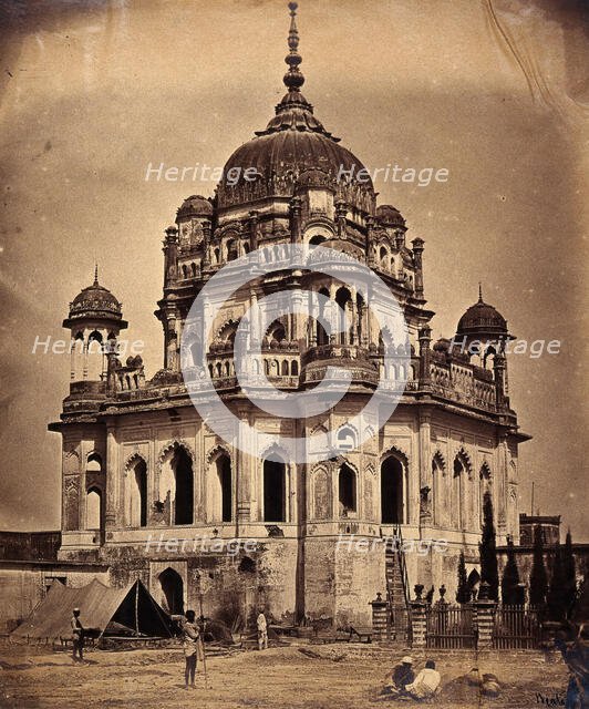 Lucknow, India: the tomb of Khursheed Zadi in the Kaiser Bagh Palace complex, showing..., c1858. Creator: Felice Beato.