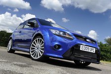 Ford Focus RS 2009. Artist: Simon Clay.