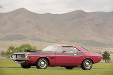 Dodge Challenger TA 1970. Artist: Simon Clay.